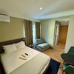 Lovely Fully Equipped Near Subway N7 *