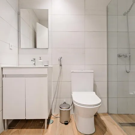 Daire Lovely Fully Equipped Near Subway N7
