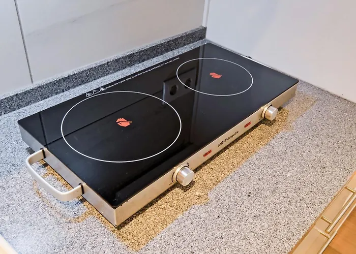 Lovely Fully Equipped Near Subway N7 Appartement Lisboa